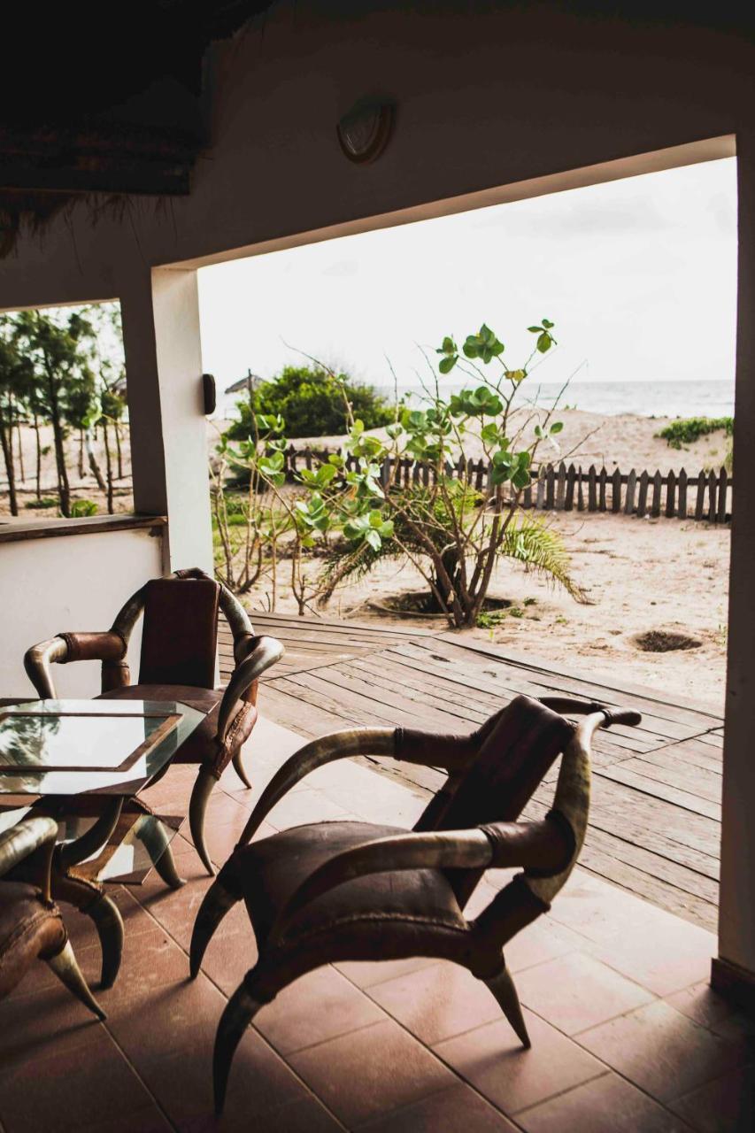 Bees Mouth Gambia Hotel Sanyang Exterior foto