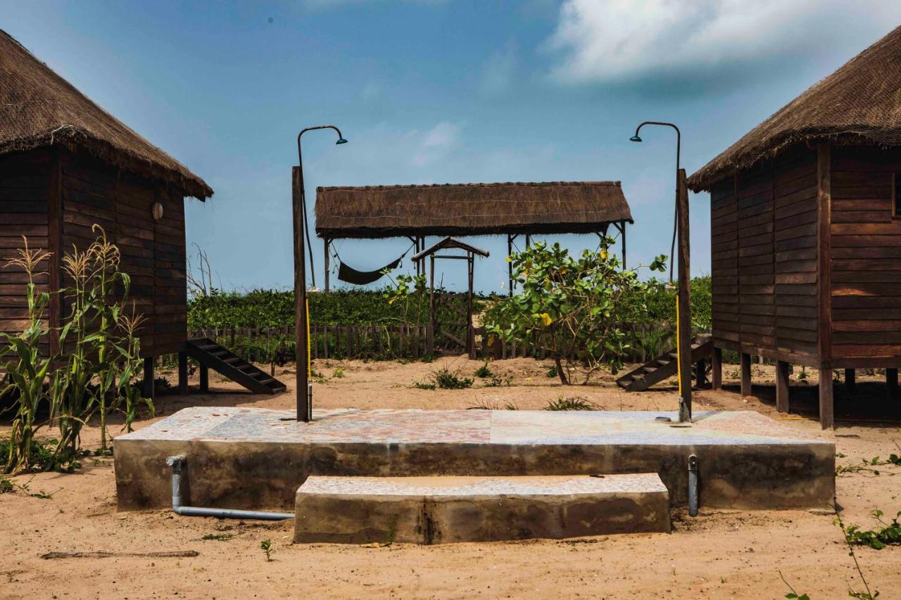 Bees Mouth Gambia Hotel Sanyang Exterior foto